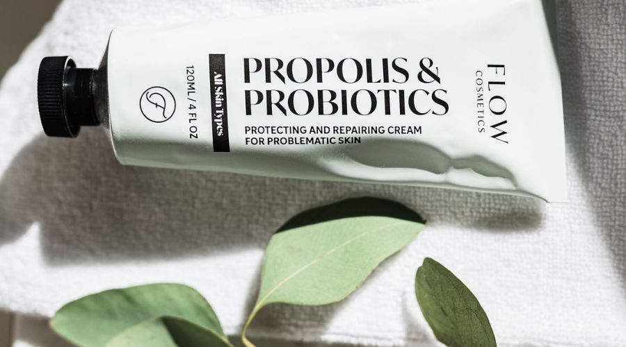 Flow Cosmetics luonnonkosmetiikka tuotteet Twistbeltä 1-3 arkipäivässä!