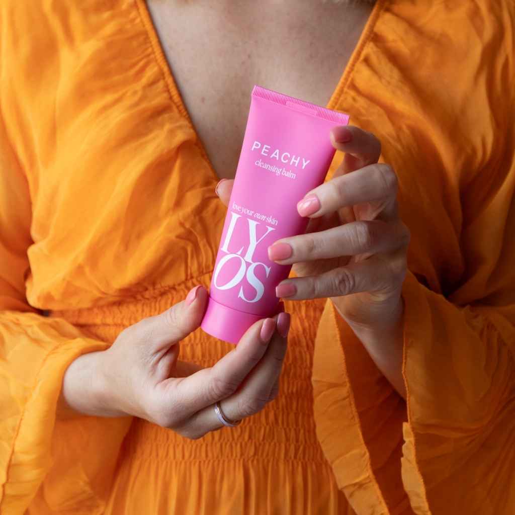 Puhdistusbalmi LYOS Peachy Cleansing Balm 100ml